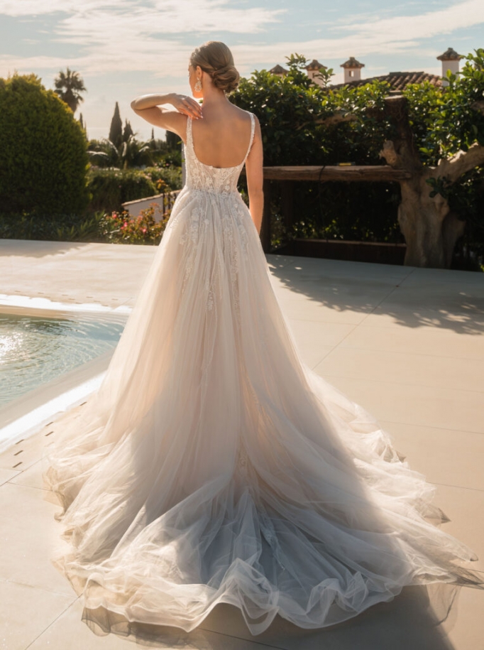 Diane Legrand 8217 back.jpg